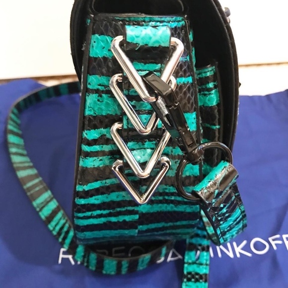 Rebecca Minkoff ‘Astor’ Green & Black Snakeskin Leather Saddlebag Crossbody - Picture 2 of 7